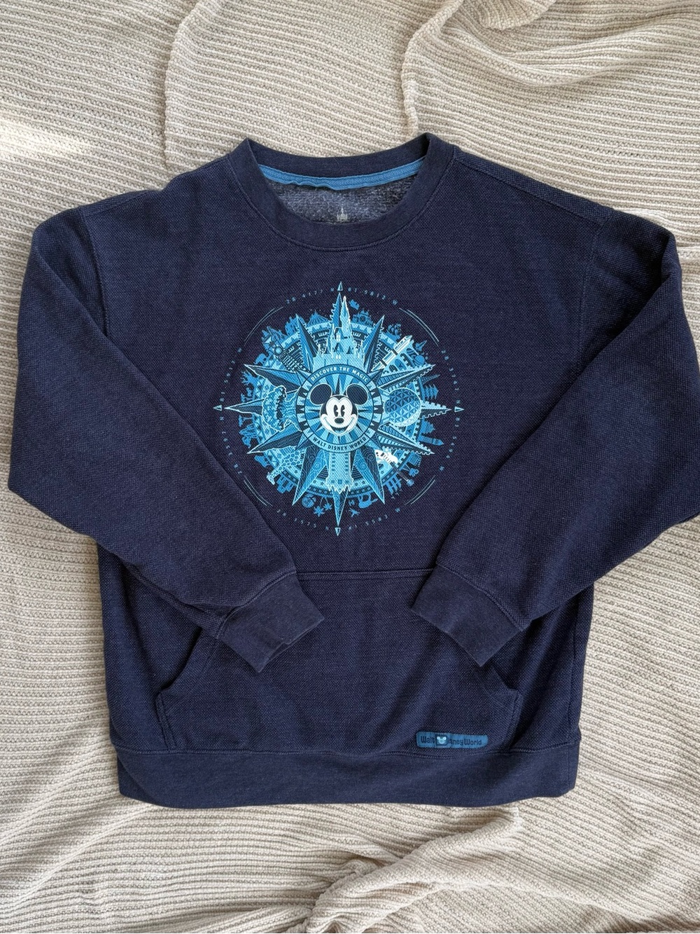Disney Parks Walt Disney World Discover The Magic Compass Mickey Sweatshirt M